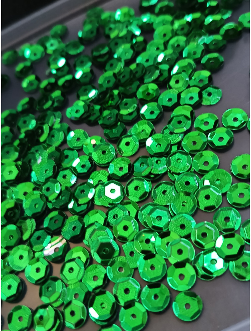 Паєтки грань круглі. Розмір 6 мм. зелені. паковання — 5 грамів