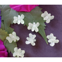 Бусяна Ведмедик, Пластик. Розмір — 16 мм. Колір — салатовий