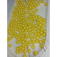 Перлисті намистини — 6 мм. Колір — жовтий. Паковання — 10 грамів (прим 100 шт.).