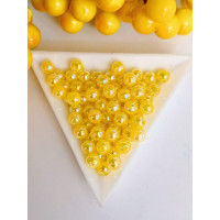 Пластикові намистини 6 мм / жовтий хамелеон/ 10 грамів (прим.100 шт.)