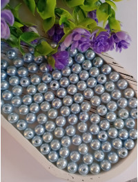 Намисто пластикові 8 мм. Колір блакитний світлий. Паковання 20 шт.