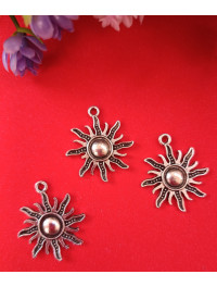 Металева підвіска.   Розмір — 26*22 мм. Колір — срібло. Ціна вказана за 1 шт.