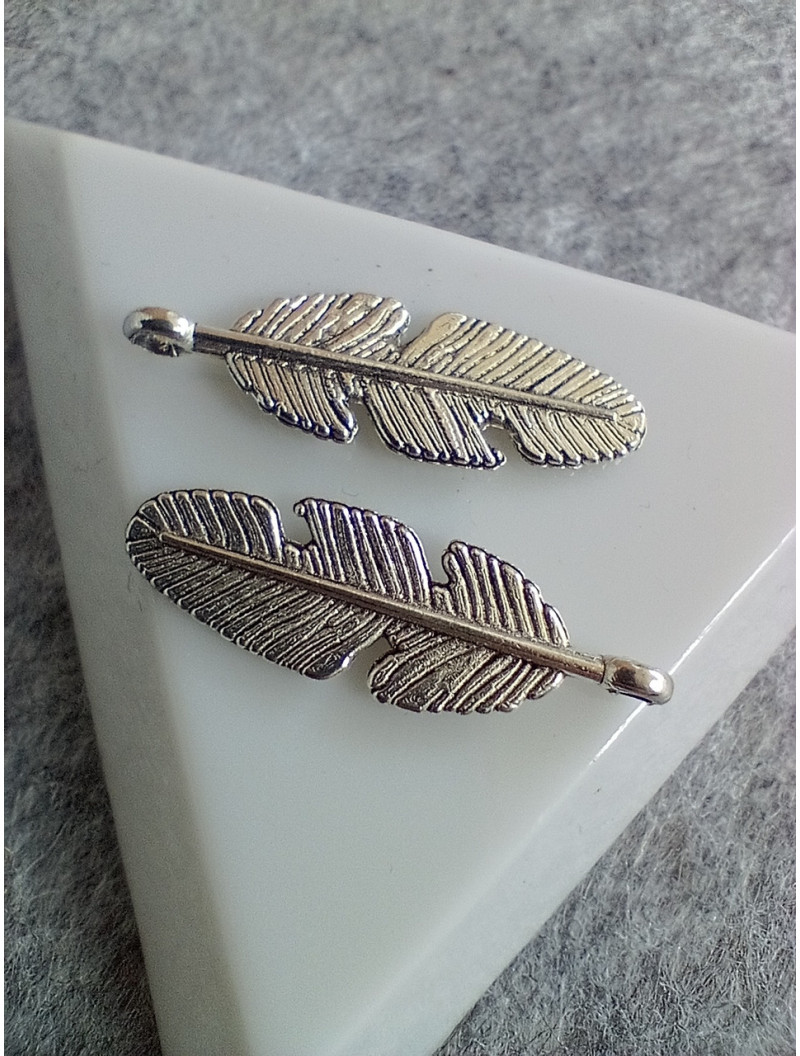 Підвіска/ Розмір — 3×0,9 см. Колір — срібло/ Ціна за 1 шт.