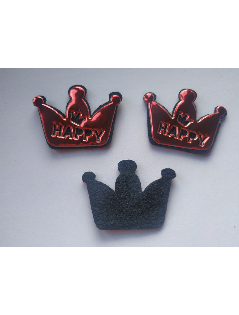 Патчі "Корона" Колір червоний. Розмір 5,2×3,3 см.
Матеріал фетр, обробка екошкіра. Ціна вказана за 1 шт.