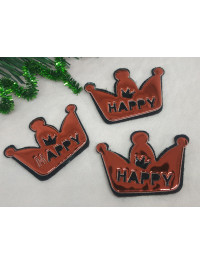 Патчі "Корона" Колір червоний. Розмір 5,2×3,3 см.
Матеріал фетр, обробка екошкіра. Ціна вказана за 1 шт.