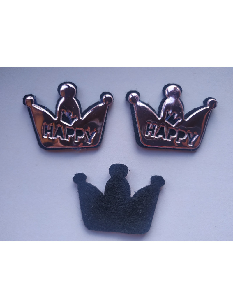 Патчі "Корона" Колір — свіжий. Розмір 5,2×3,3см.
Матеріал фетр, обробка екошкіра. Ціна вказана за 1 шт.