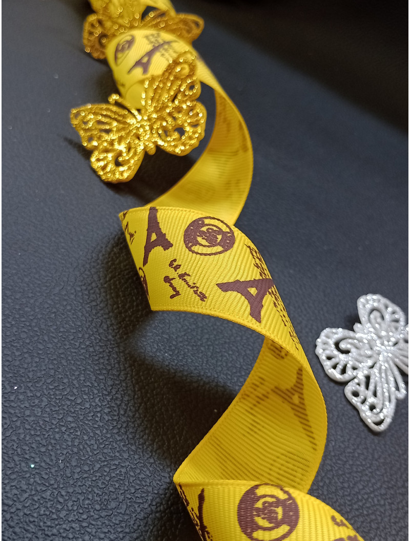 Репсовая лента. Размер - 2.5 см. Цвет - башни на желтом. Цена указана за 1 метр.