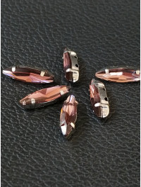 Страз (скло) в металевій оправі. Розмір — 4×15 мм. Колір баклажановий 5 шт.