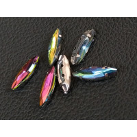 Страз (скло) в металевій оправі. Розмір — 4×15 мм. Колір — хамелеон 5 шт.