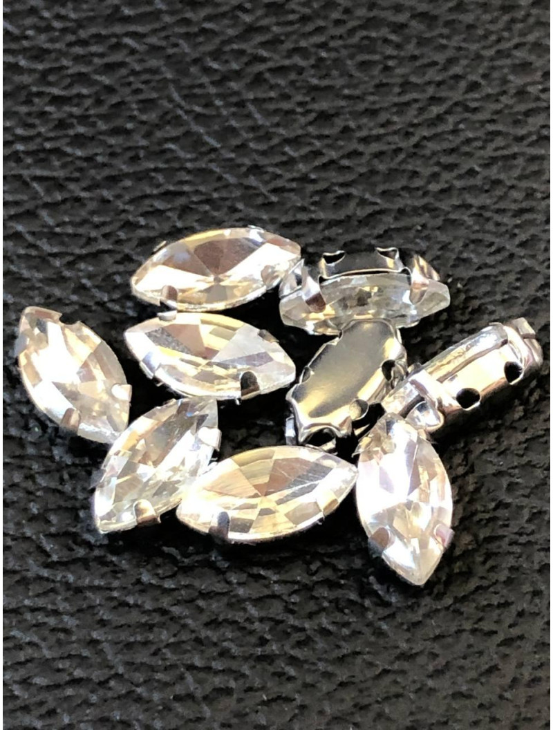 Страз (скло) в металевій оправі. Розмір — 5×10 мм. Колір — прозорий 5 шт.