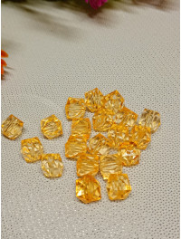 Бусини "квадратні"/10 мм/20 штук/жовтогарячий