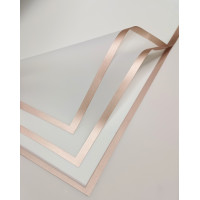 Калька (упаковка для цветов) / 58×58 см / упаковка 2 листа / белая с бронзовым кантом