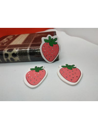 Дерев'яна серединка "клубнічка" Розмір - 4×3 см